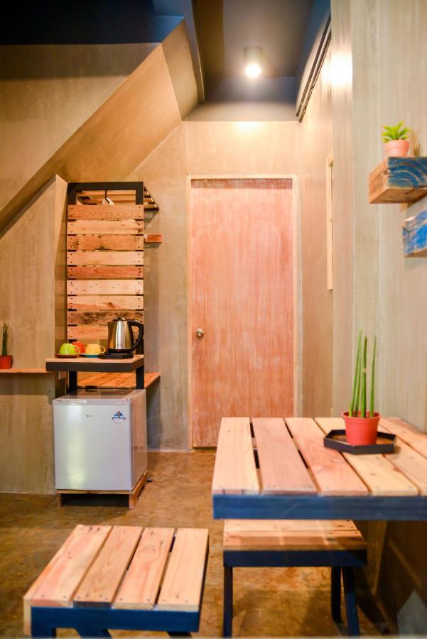 אילוילו Reddoorz Plus @ Taft North Mandurriao מראה חיצוני תמונה